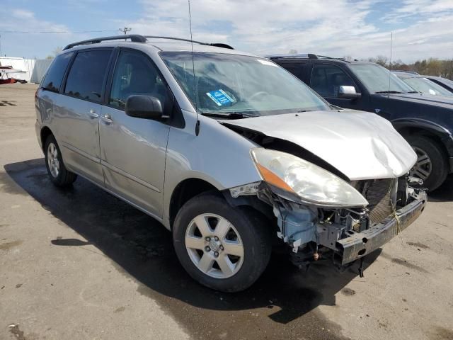 2010 Toyota Sienna CE