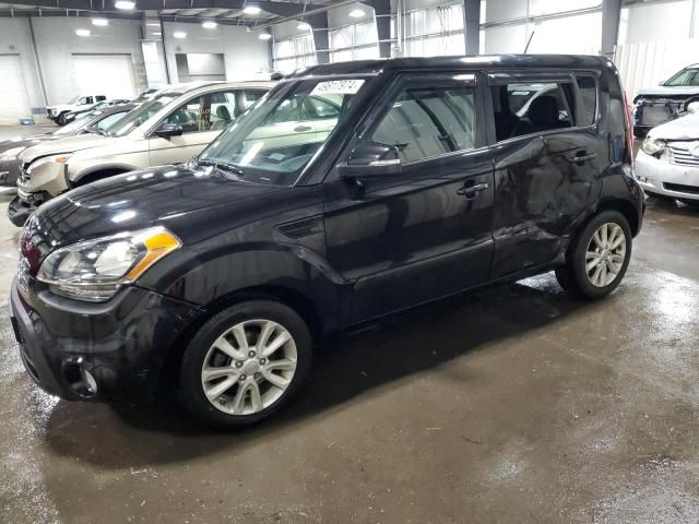 2013 KIA Soul +