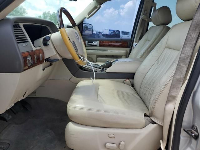 2004 Lincoln Navigator