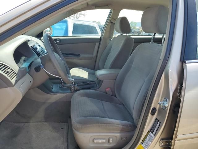 2005 Toyota Camry LE