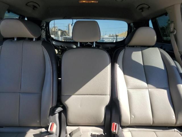 2017 KIA Sedona LX