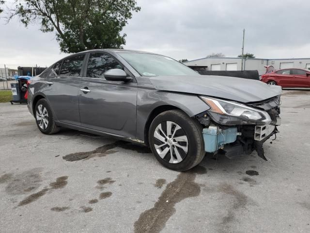 2019 Nissan Altima S