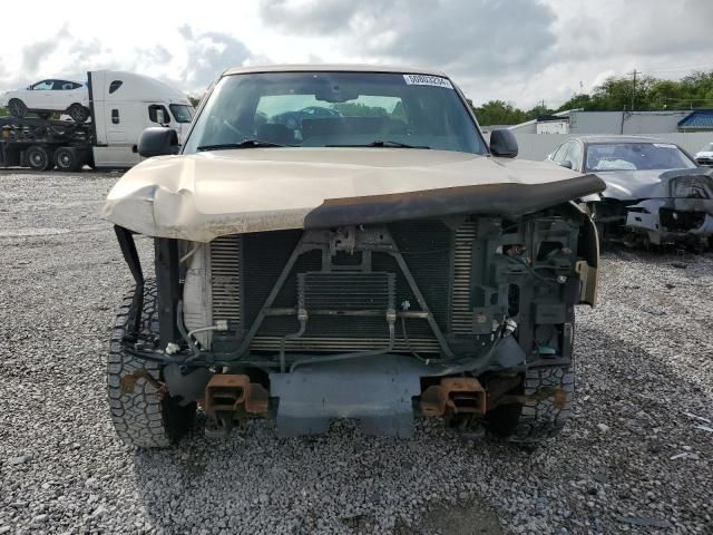 2004 Chevrolet Silverado K2500 Heavy Duty