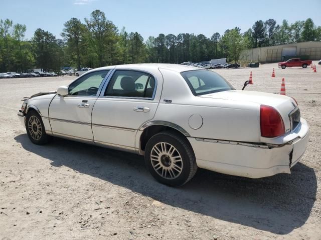 2007 Lincoln Town Car Signature Limited