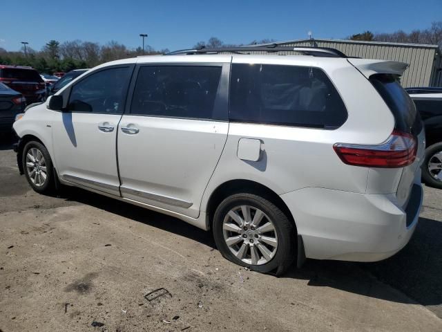 2017 Toyota Sienna XLE