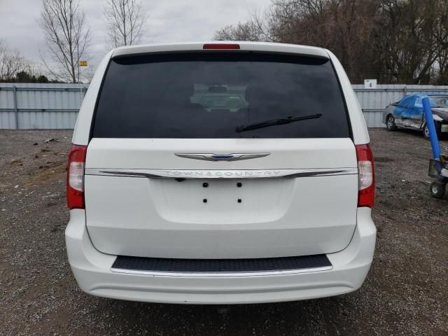 2015 Chrysler Town & Country Touring