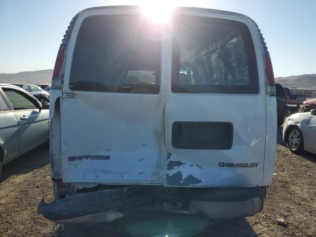 2001 Chevrolet Express G2500