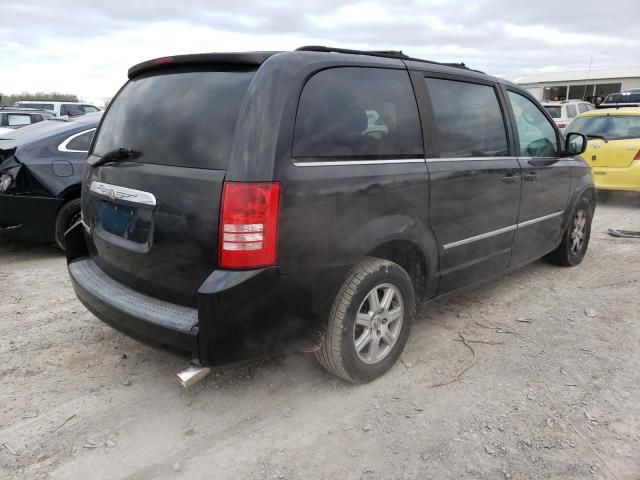 2010 Chrysler Town & Country Touring