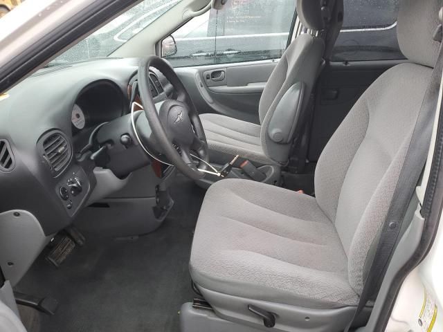 2007 Chrysler Town & Country LX