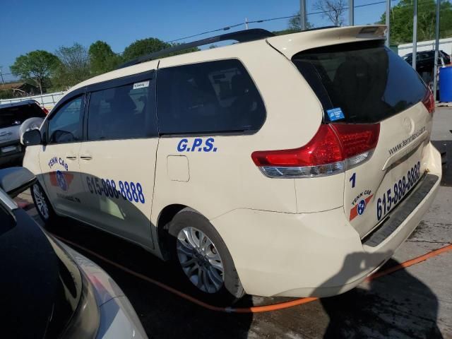 2014 Toyota Sienna XLE