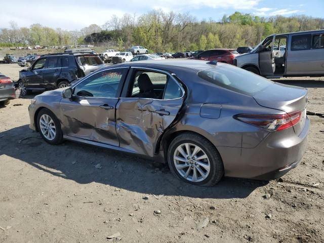 2022 Toyota Camry LE