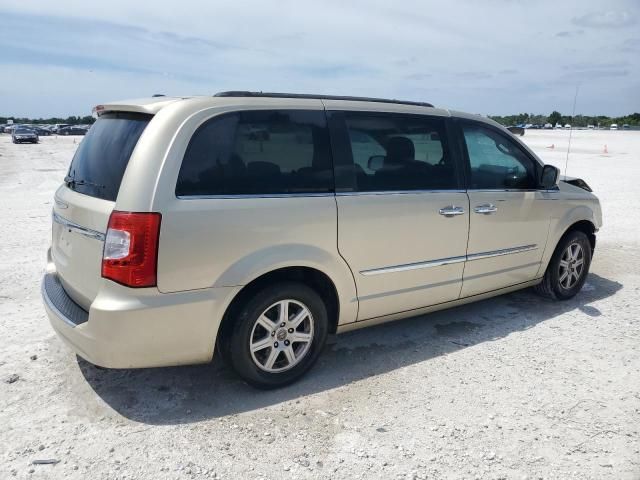 2011 Chrysler Town & Country Touring