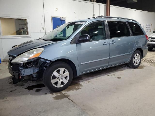 2006 Toyota Sienna CE