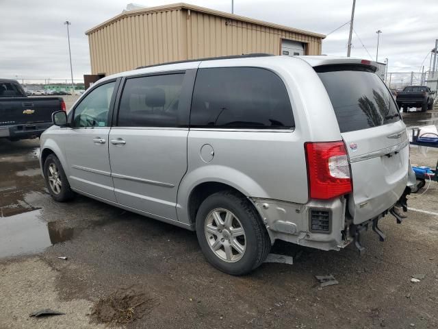 2012 Chrysler Town & Country Touring