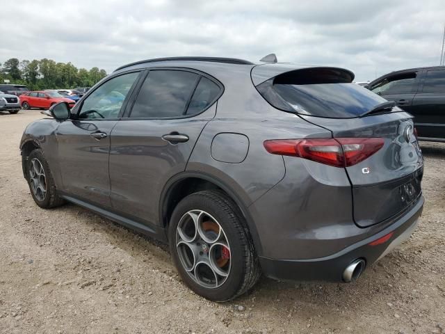 2018 Alfa Romeo Stelvio Sport