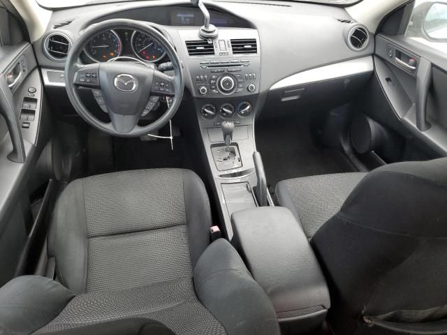 2013 Mazda 3 I