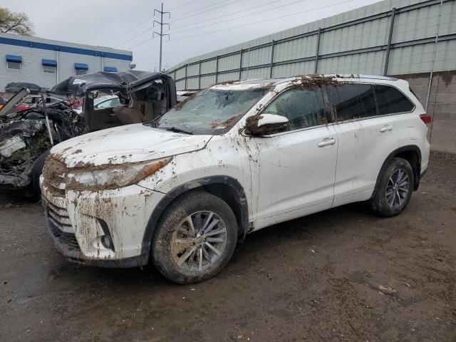 2018 Toyota Highlander SE