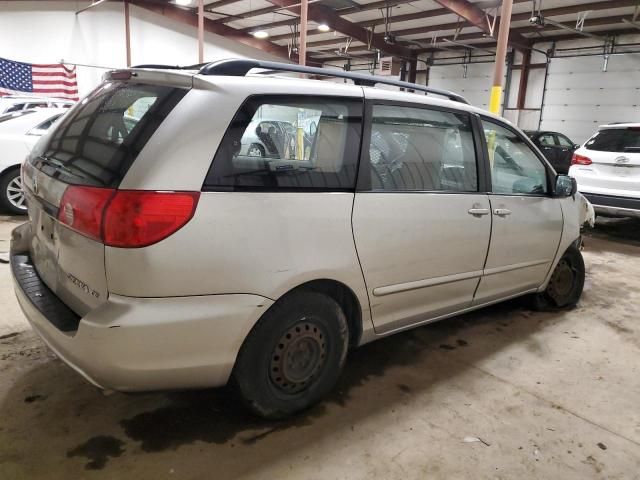 2010 Toyota Sienna CE