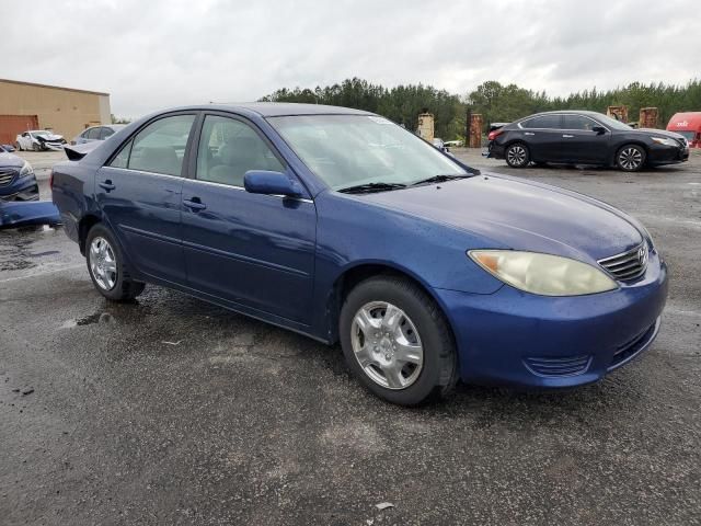 2005 Toyota Camry LE