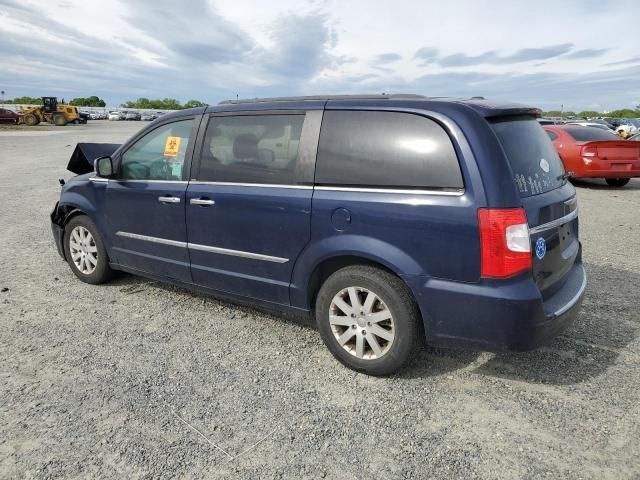 2012 Chrysler Town & Country Touring L