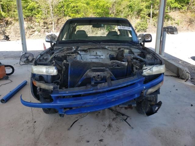 2000 Chevrolet Silverado C1500