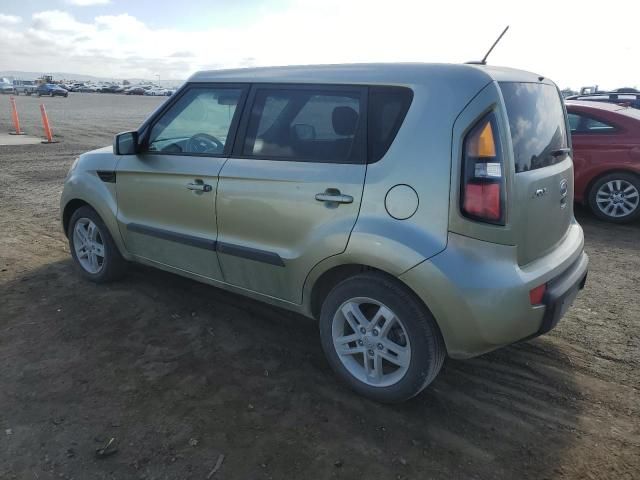 2011 KIA Soul +