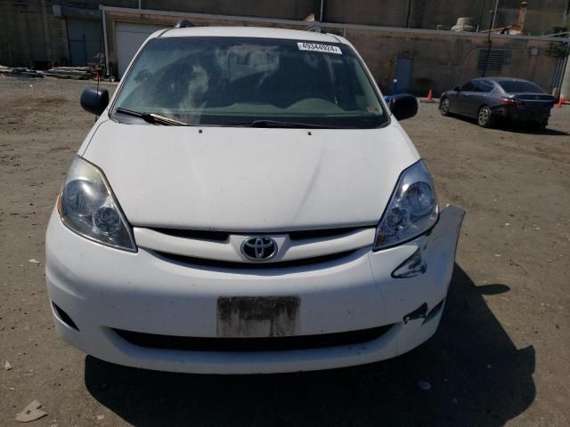 2010 Toyota Sienna CE