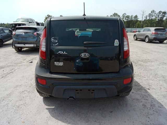 2012 KIA Soul +