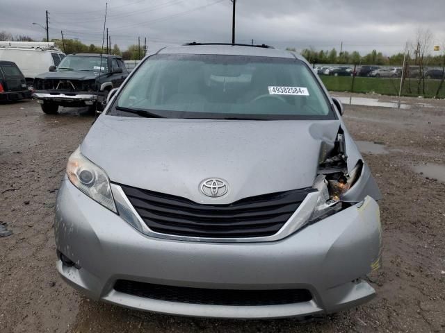 2011 Toyota Sienna LE