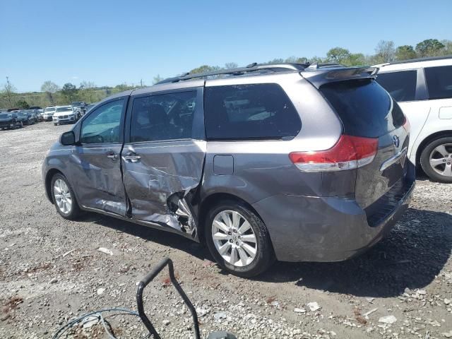 2011 Toyota Sienna XLE