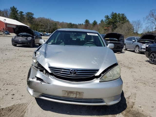 2005 Toyota Camry LE