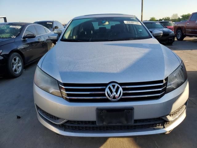 2013 Volkswagen Passat SE