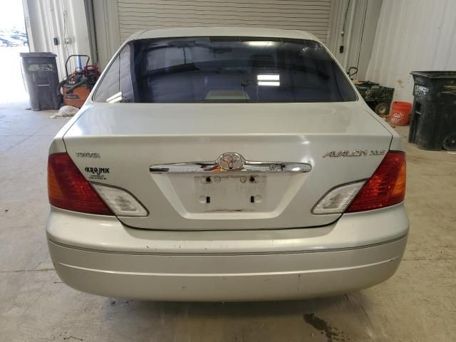 2000 Toyota Avalon XL