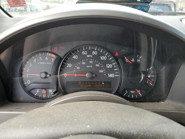 2004 Nissan Armada SE