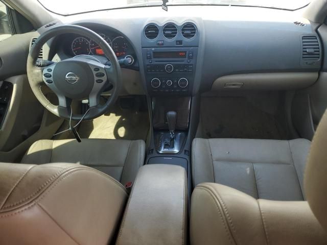 2010 Nissan Altima Base