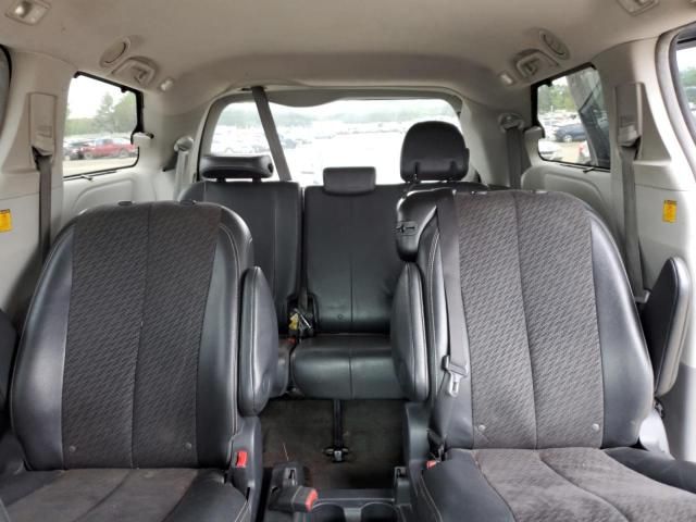 2012 Toyota Sienna Sport