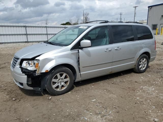 2010 Chrysler Town & Country Touring