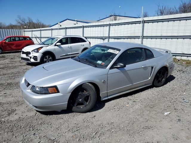 2004 Ford Mustang