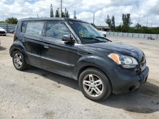 2010 KIA Soul +