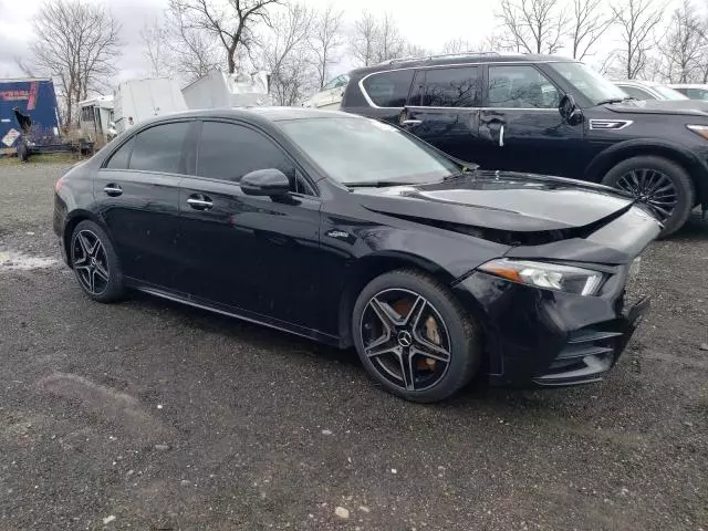 2021 Mercedes-Benz A 35 AMG