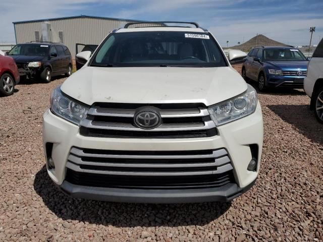 2018 Toyota Highlander SE