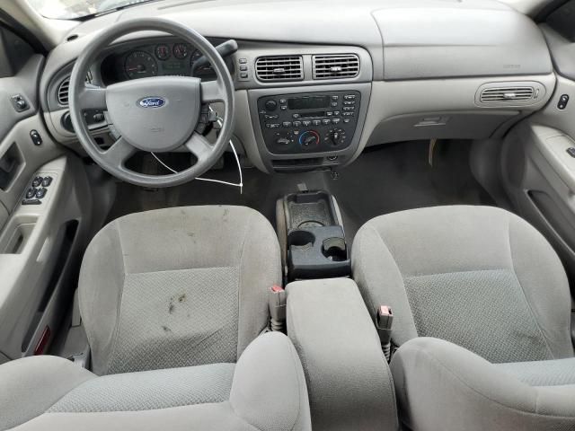 2004 Ford Taurus LX