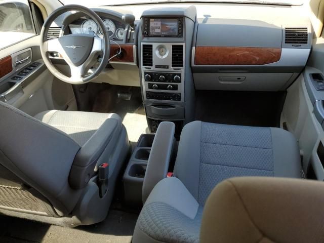 2009 Chrysler Town & Country Touring