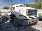 2005 Freightliner Conventional Columbia