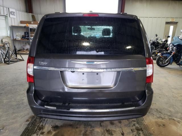 2016 Chrysler Town & Country Touring