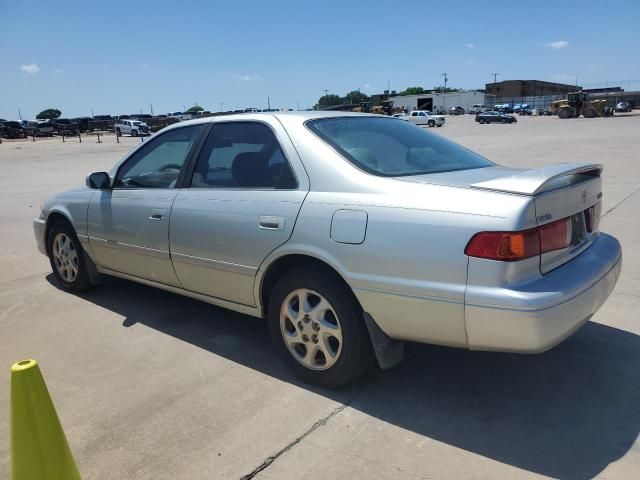 2000 Toyota Camry LE