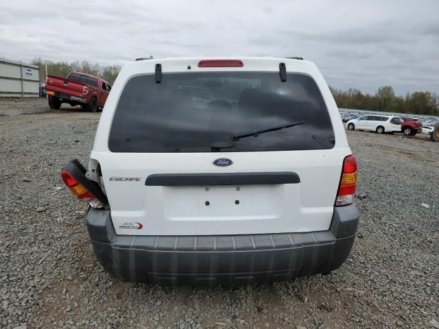 2005 Ford Escape XLS