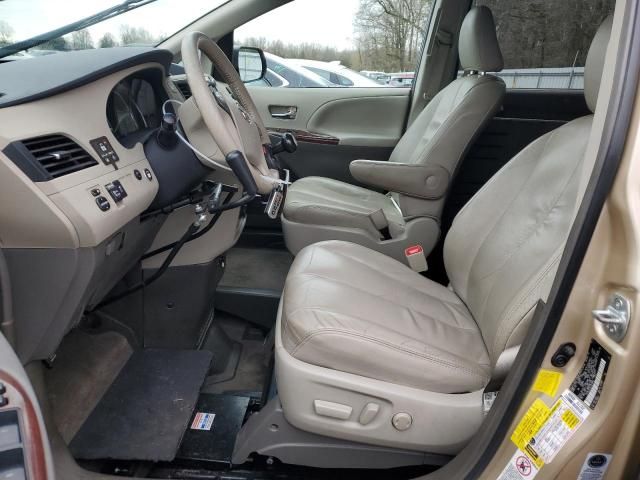 2012 Toyota Sienna XLE