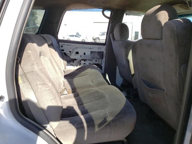 2002 Chevrolet Tahoe C1500