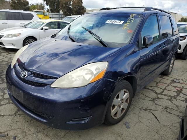 2007 Toyota Sienna CE